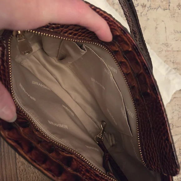 Brahmin Tan and Brown Woven Shoulder Bag - Picture 7 of 12